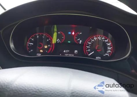 2015 Dodge Dart Sxt z USA, uszkodzony, nr VIN 1C3CDFBB8FD374042